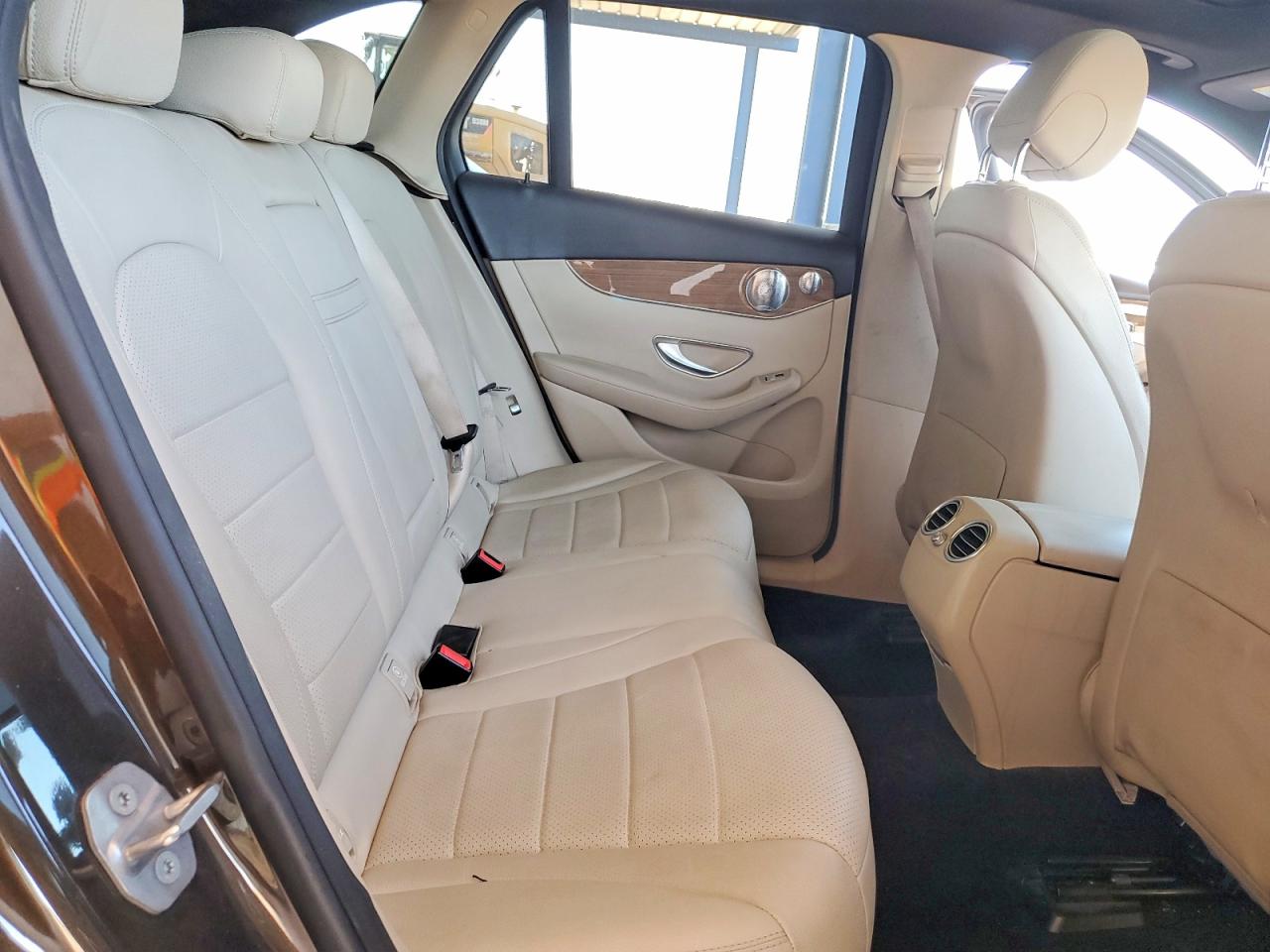 2017 MERCEDES-BENZ GLC GLC300