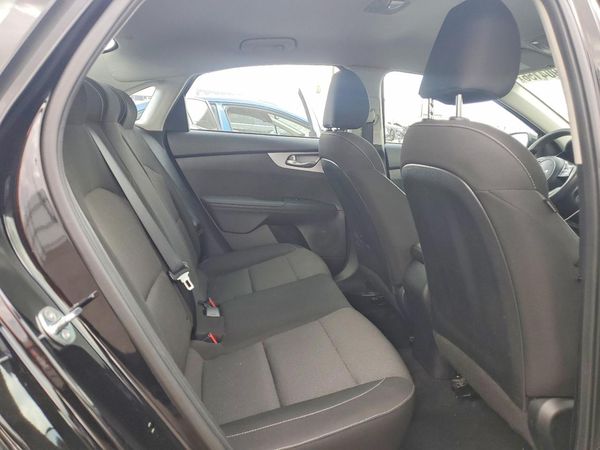 2023 KIA FORTE LX, LXS