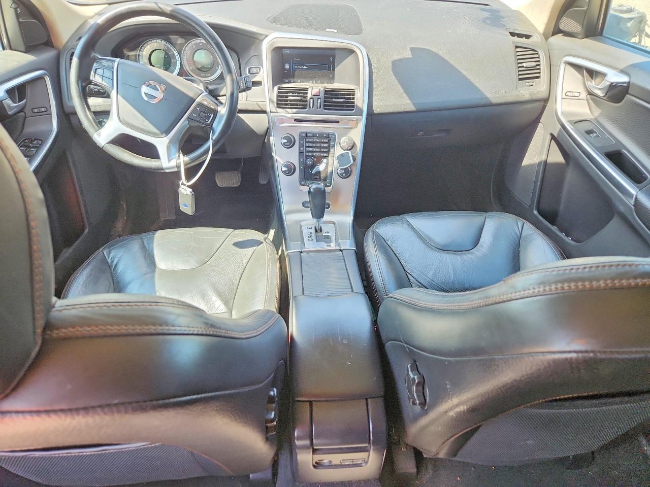 2012 VOLVO XC60