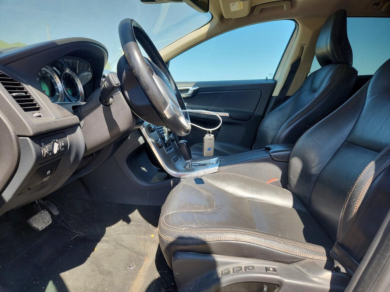 2012 VOLVO XC60