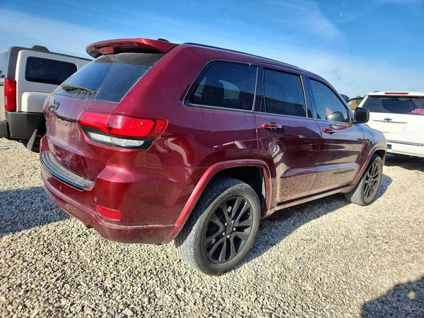 2018 JEEP GRAND CHEROKEE LAREDO 4X4