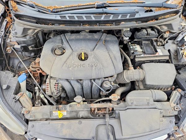 2012 HYUNDAI ELANTRA GLS(Middle grade)