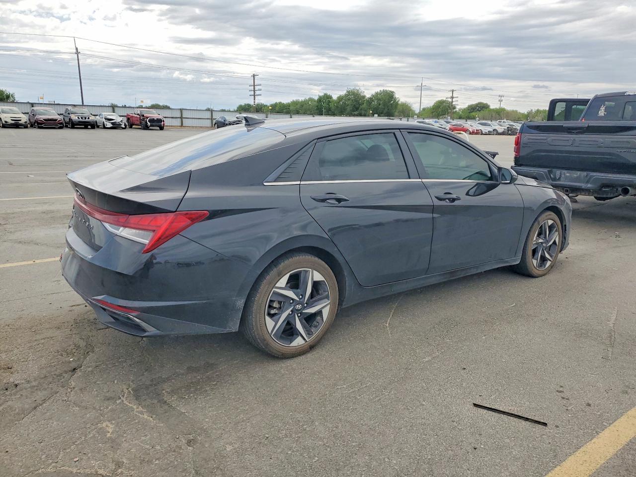 2021 HYUNDAI ELANTRA SEL w/ Premium Pkg