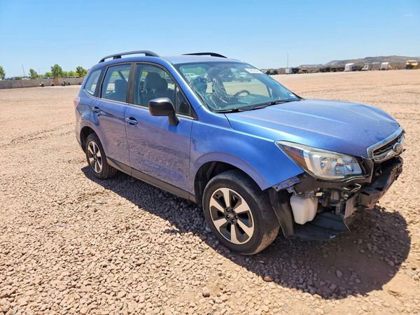 2018 SUBARU FORESTER Base P