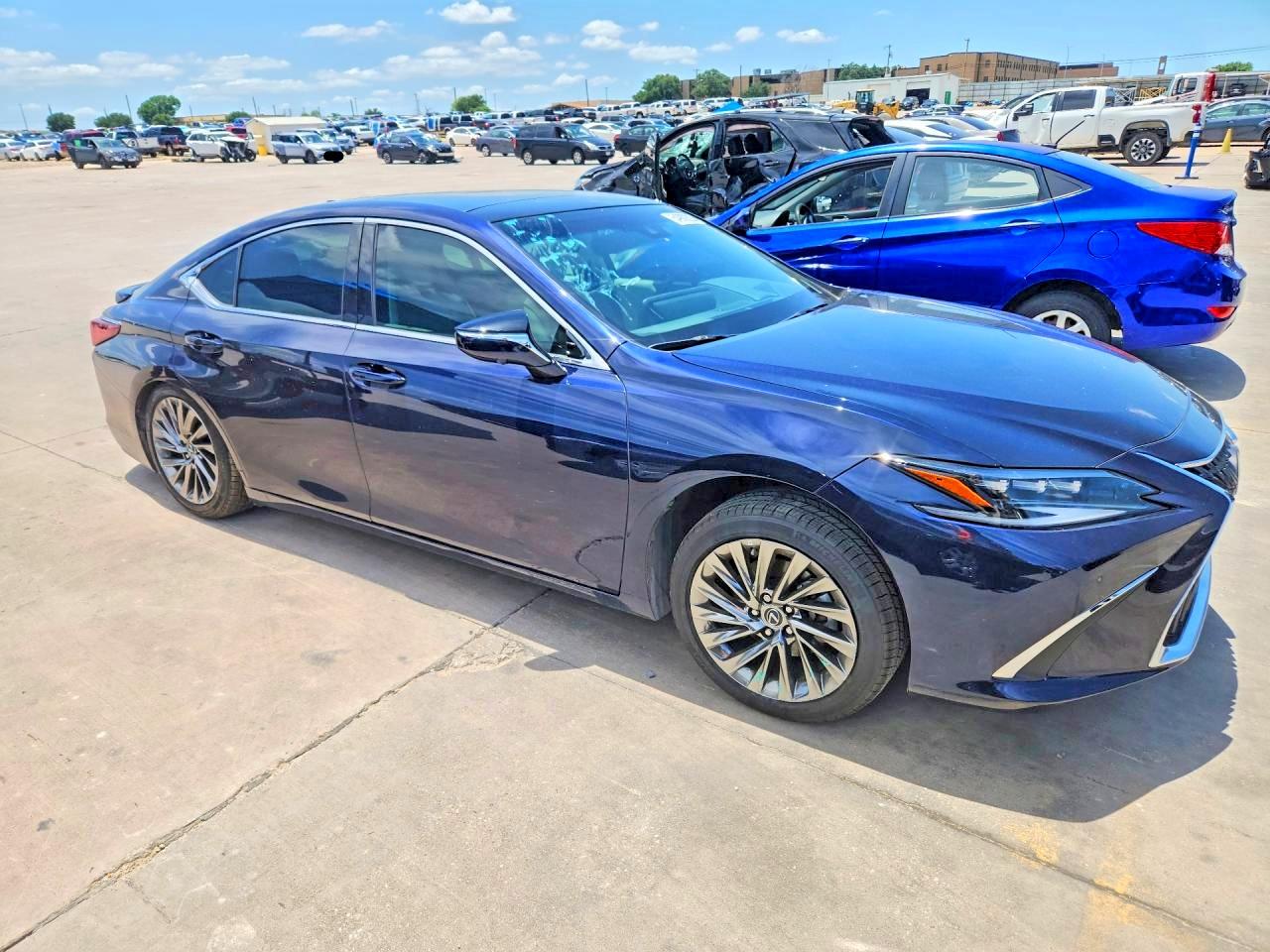 2025 LEXUS ES 350 350 Ultra Luxury