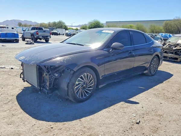 2025 HYUNDAI SONATA Limited — Front 3/4