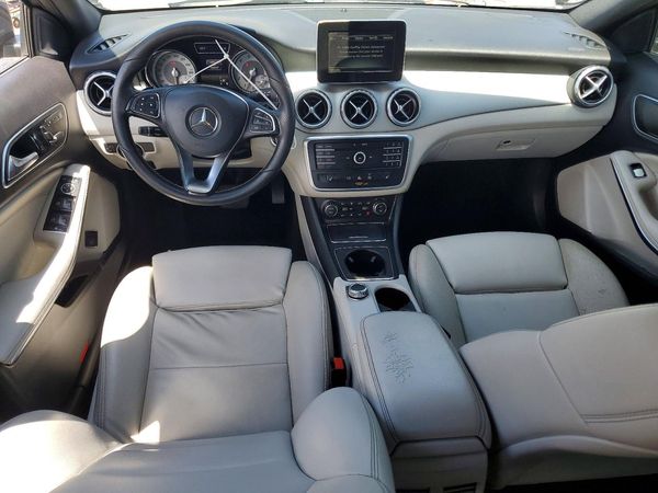 2016 MERCEDES-BENZ GLA GLA250
