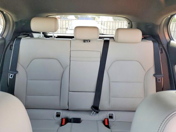 2016 MERCEDES-BENZ GLA GLA250