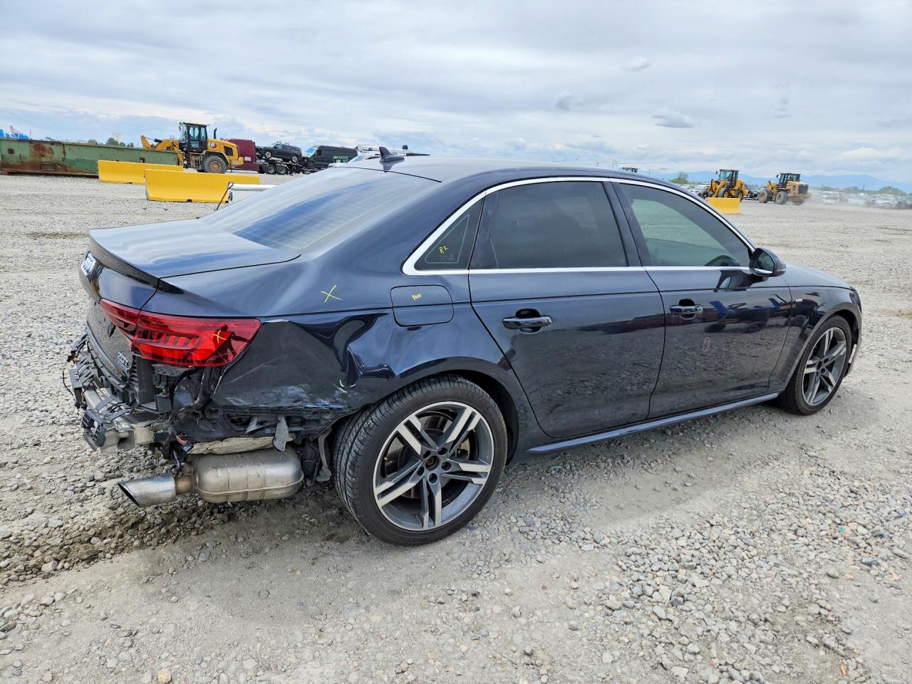2018 AUDI A4
