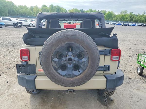 2017 JEEP WRANGLER UNLIMITED SAHARA 4X4