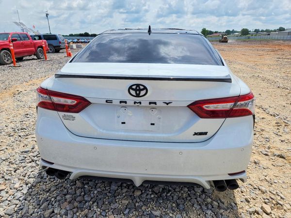 2020 TOYOTA CAMRY XSE — DIRR