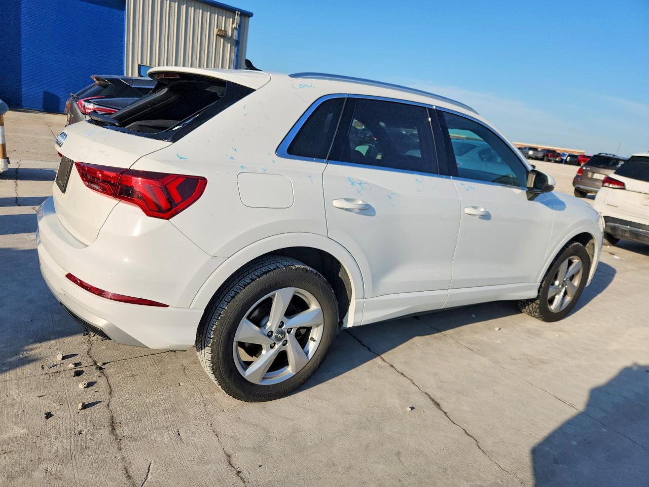 2020 AUDI Q3 quattro Premium