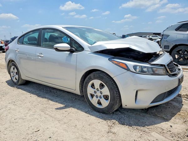 2017 KIA FORTE LX Base