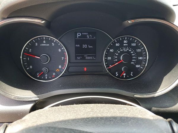2017 KIA FORTE LX Base