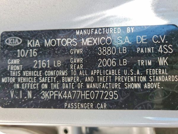 2017 KIA FORTE LX Base
