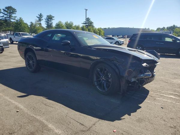 2021 DODGE CHALLENGER SXT