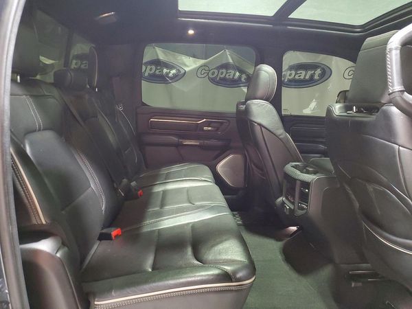 2019 RAM 1500 LIMITED CREW CAB 4X4