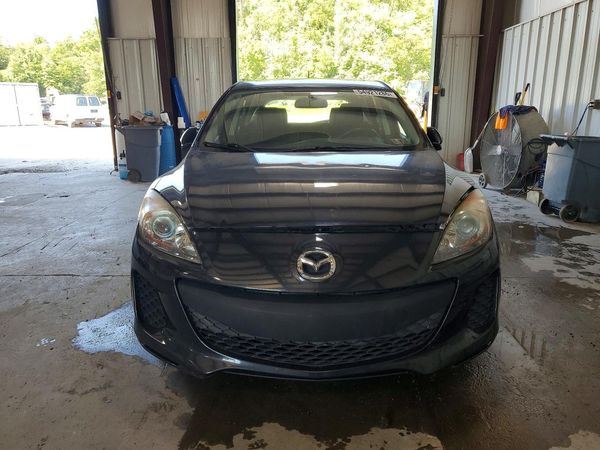 2013 MAZDA 3