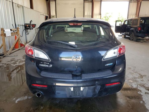2013 MAZDA 3