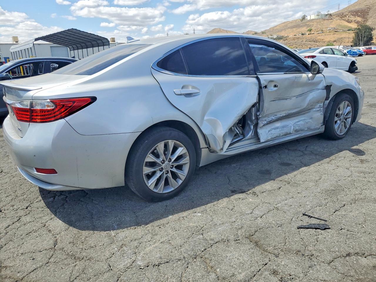 2013 LEXUS ES 300h