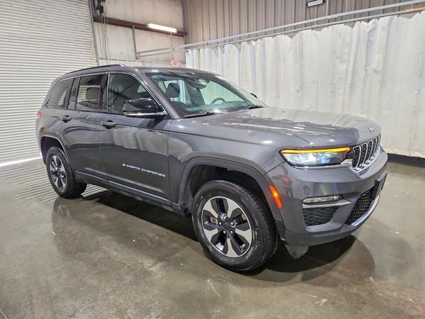 2024 JEEP GRAND CHEROKEE Limited 4XE — Passenger 3/4