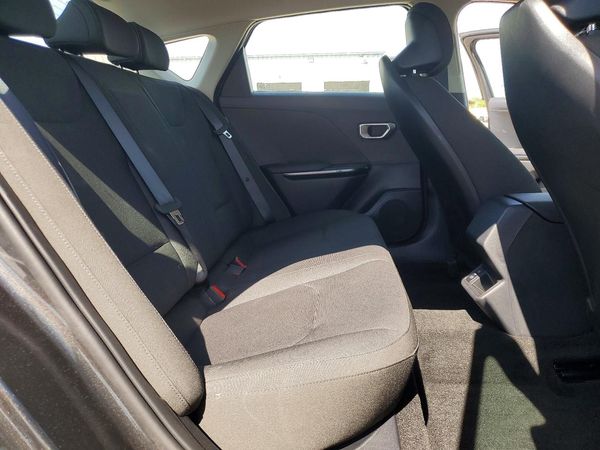 2026 KIA K4 LX, LXS