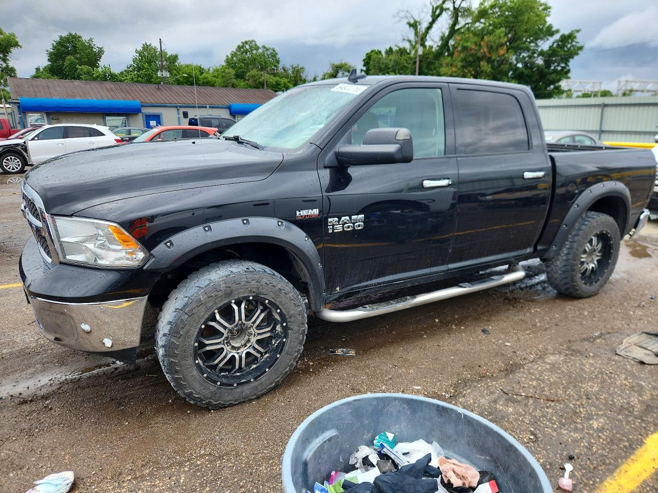 2016 RAM 1500 SLT