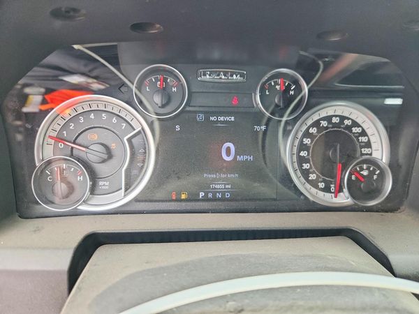 2016 RAM 1500 SLT