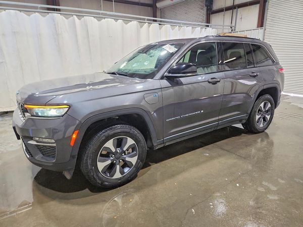 2024 JEEP GRAND CHEROKEE — DSFA — Front 3/4
