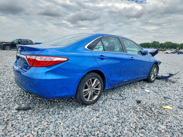 2017 TOYOTA CAMRY
