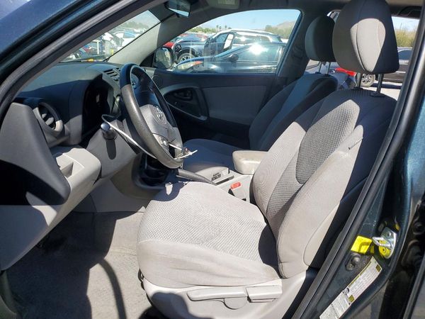 2012 TOYOTA RAV4 Standard