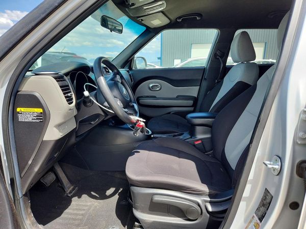 2015 KIA SOUL GL(Middle-low grade)