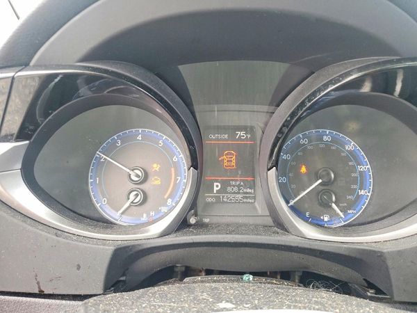 2016 TOYOTA COROLLA