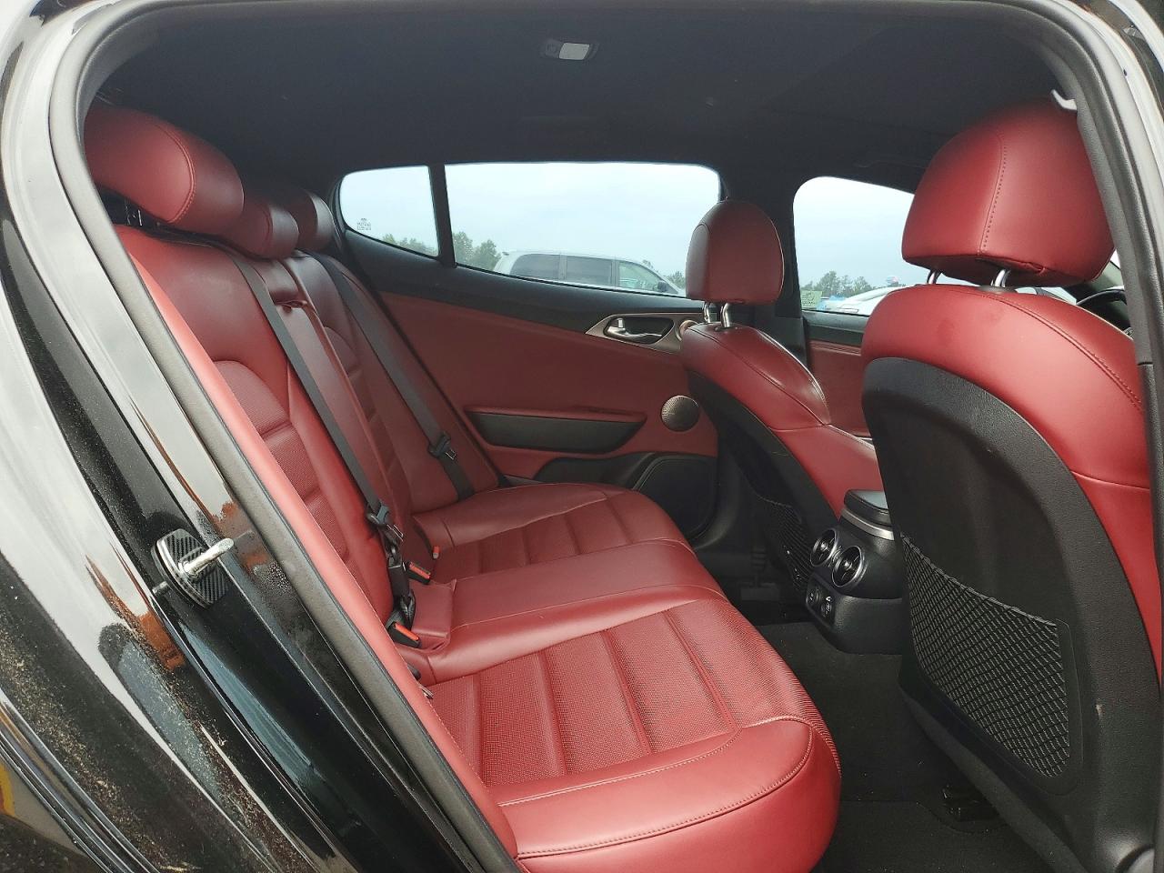 2018 KIA STINGER GT2