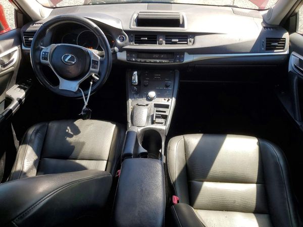 2013 LEXUS CT
