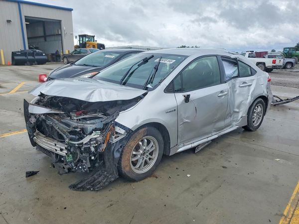 2021 TOYOTA COROLLA