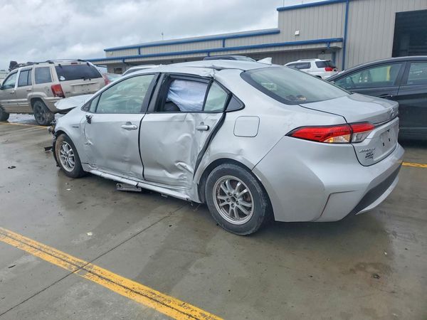 2021 TOYOTA COROLLA