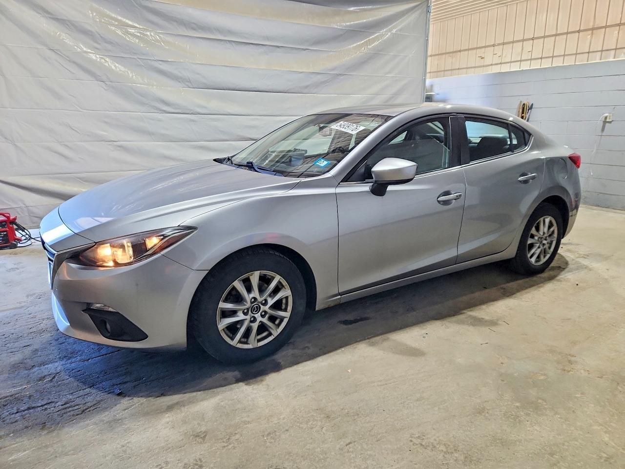 2016 MAZDA 3
