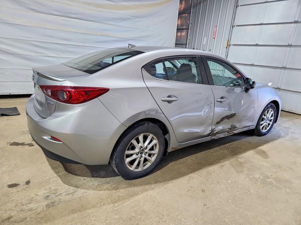 2016 MAZDA 3