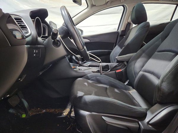 2016 MAZDA 3
