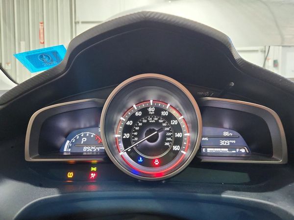 2016 MAZDA 3