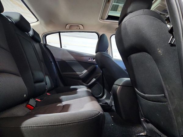 2016 MAZDA 3