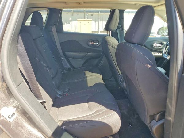2016 JEEP CHEROKEE LATITUDE 4X4