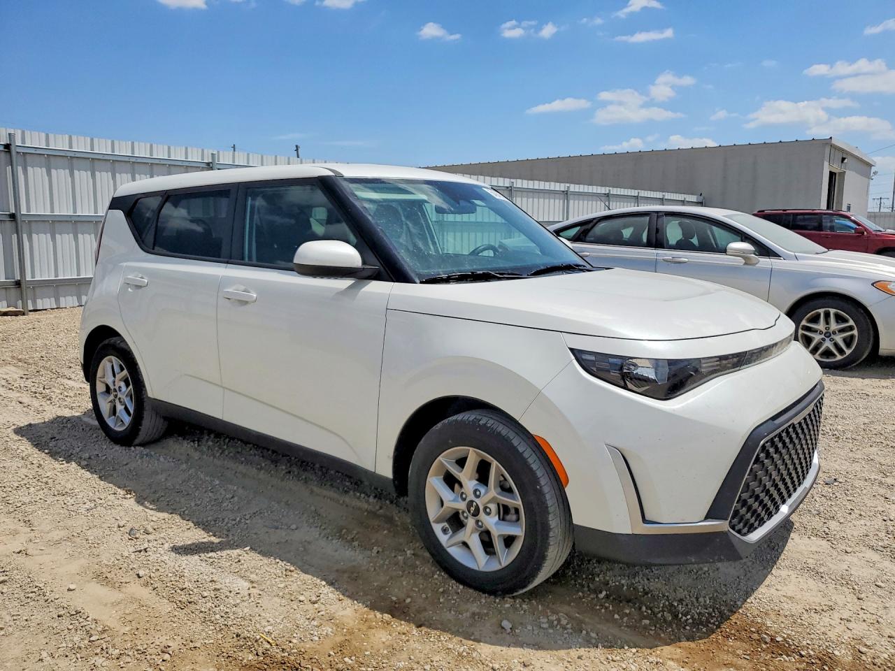 2025 KIA SOUL LX, S