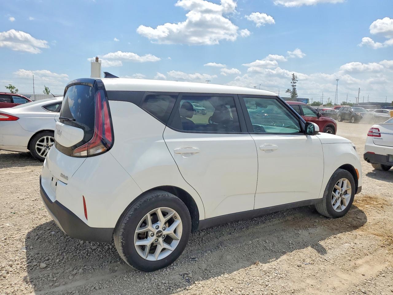 2025 KIA SOUL LX, S