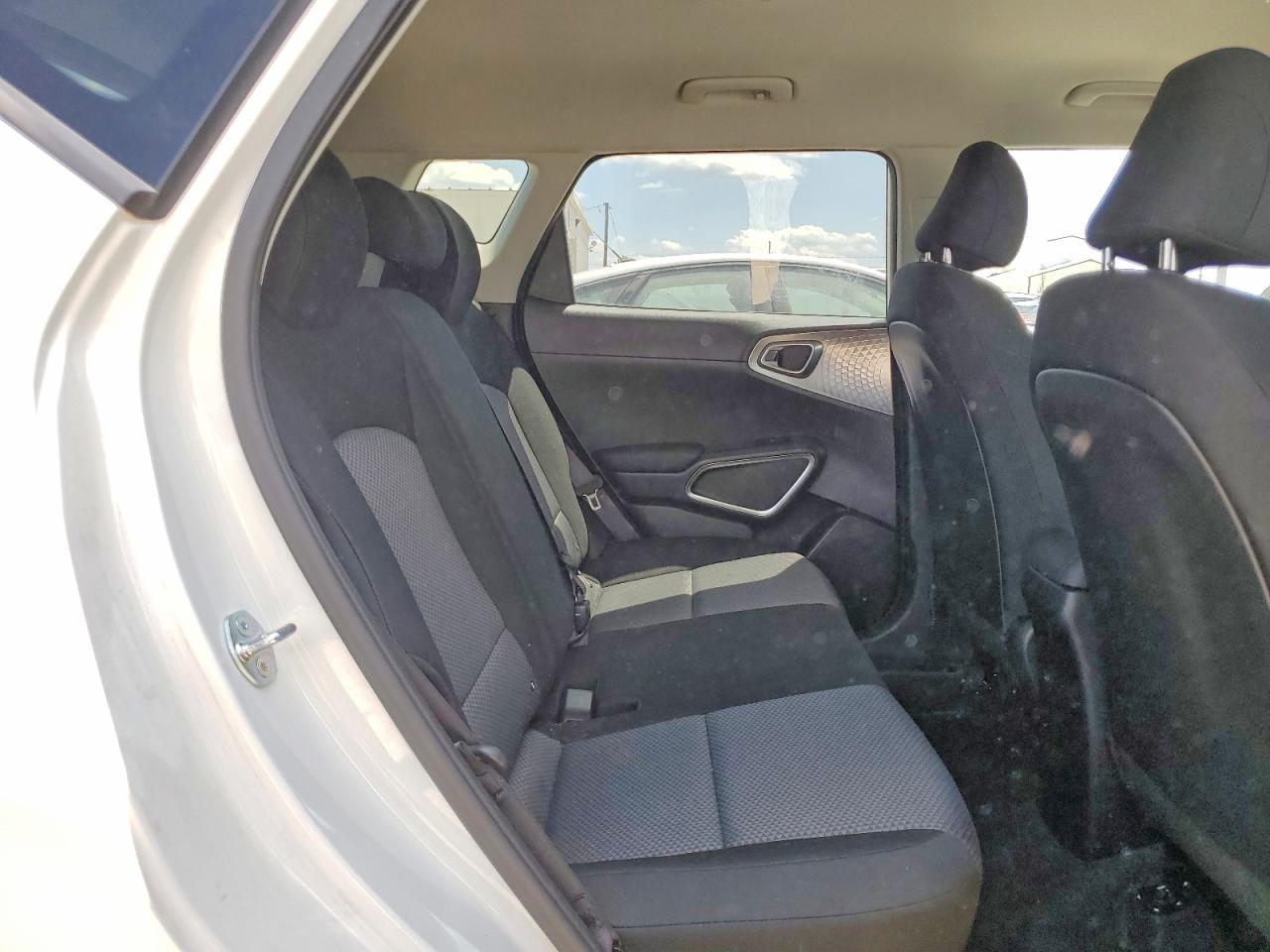 2025 KIA SOUL LX, S