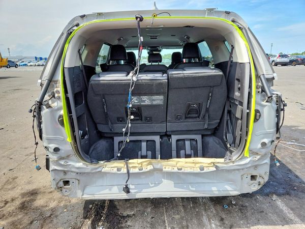 2022 KIA CARNIVAL EX