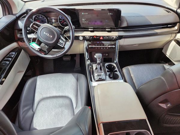 2022 KIA CARNIVAL EX