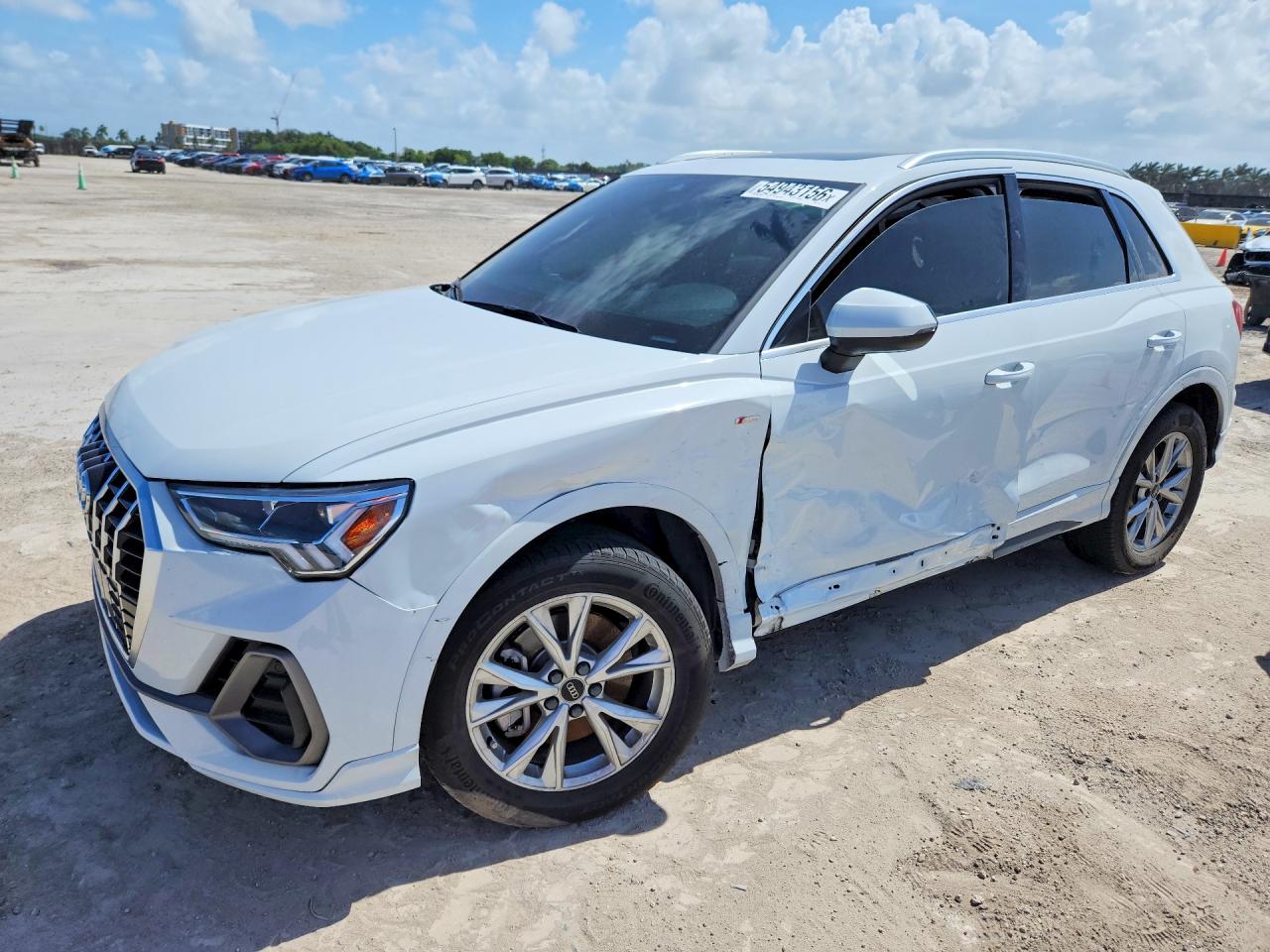 2024 AUDI Q3 S Line quattro Premium