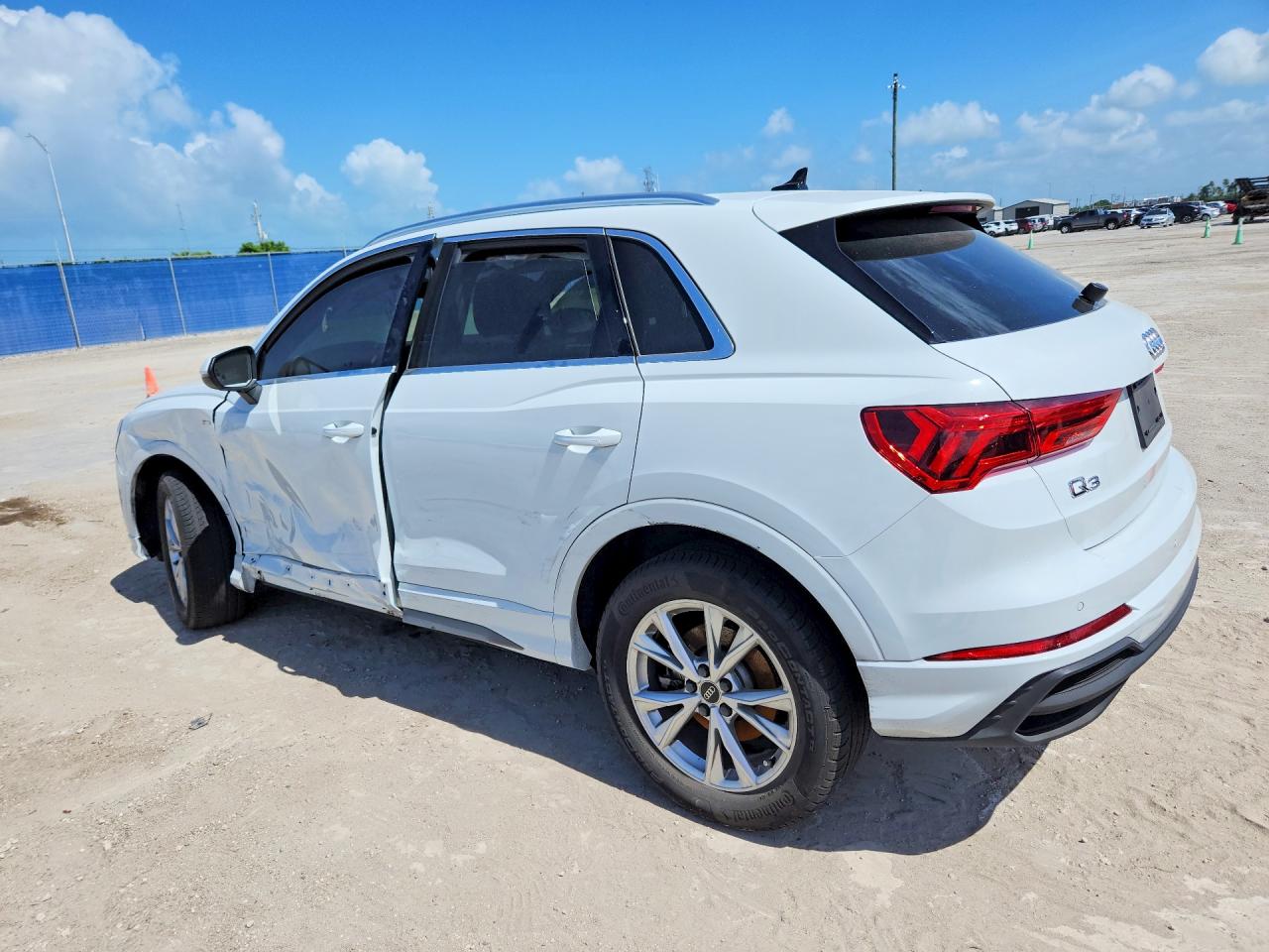 2024 AUDI Q3 S Line quattro Premium